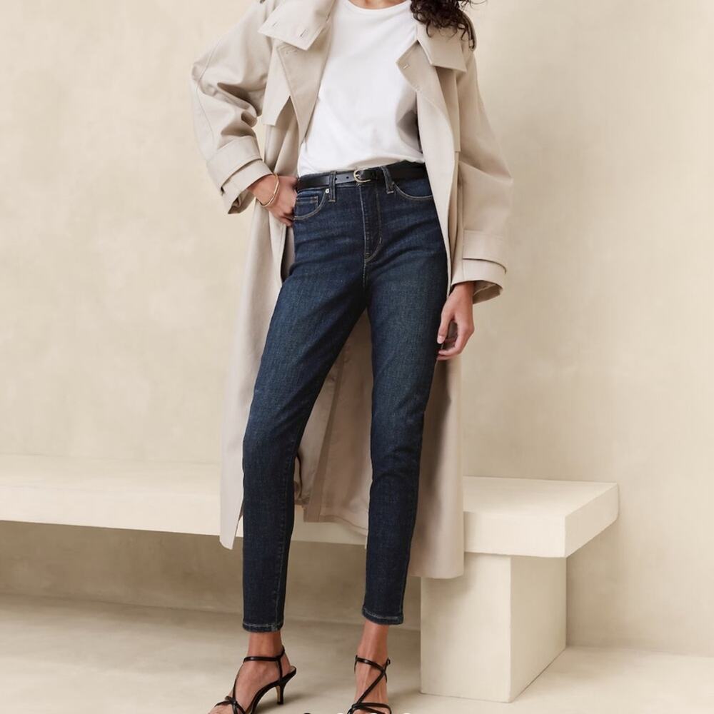 BANANA REPUBLIC Women’s High Rise Skinny Dark Wash Denim Jeans